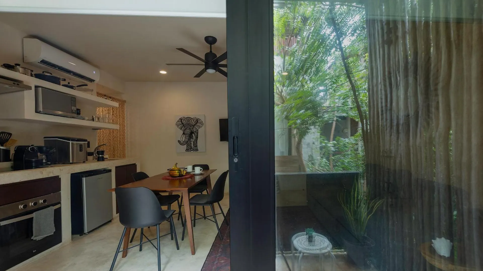 Charming Tulum Getaway In Prime Location Appartement Mexico